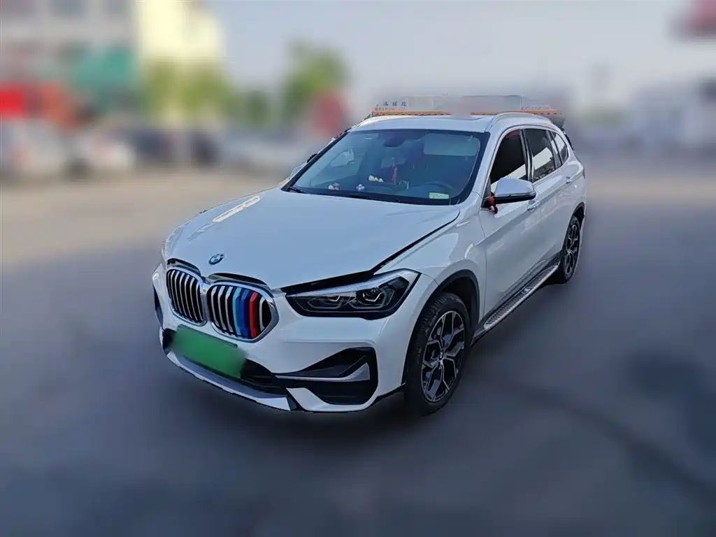 BMW X1 2023 — фото 1