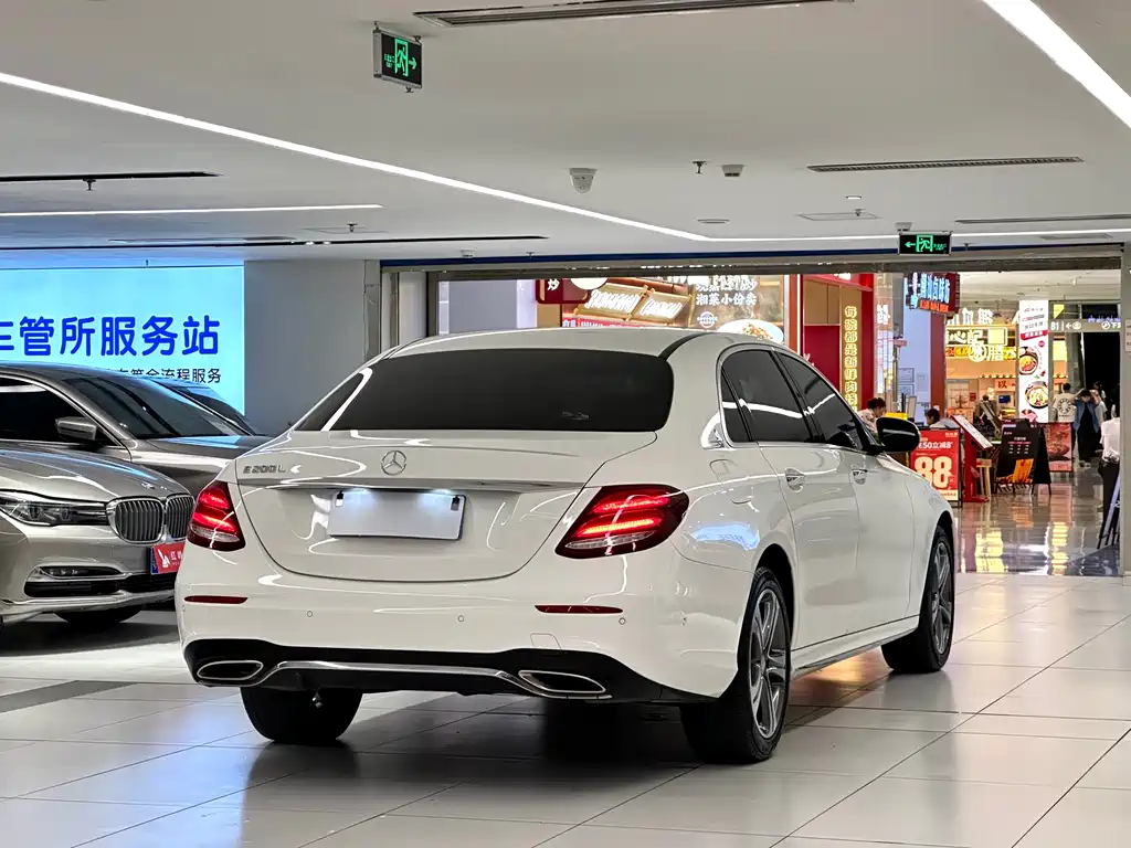Mercedes-Benz E-Class 2017