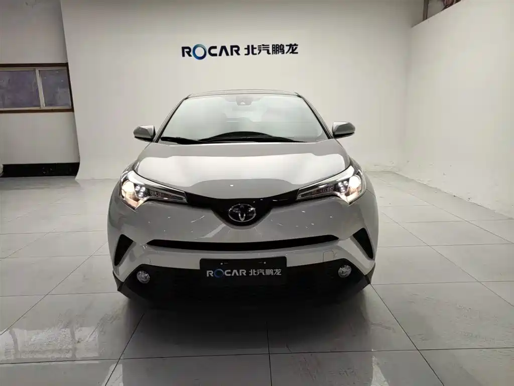 Toyota C-HR 2021 — фото 23