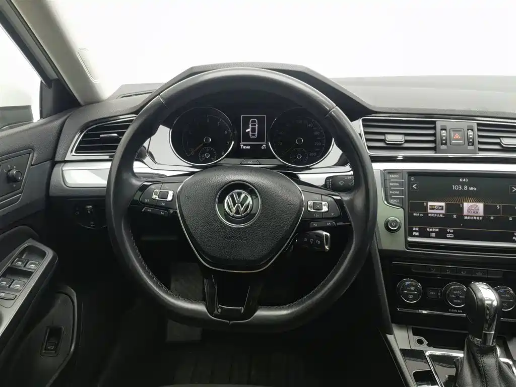 Volkswagen Lamando 2018 — фото 11
