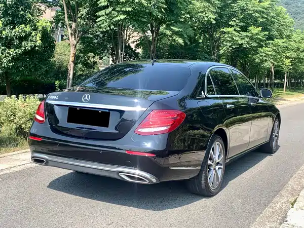 Mercedes-Benz E-Class 2018