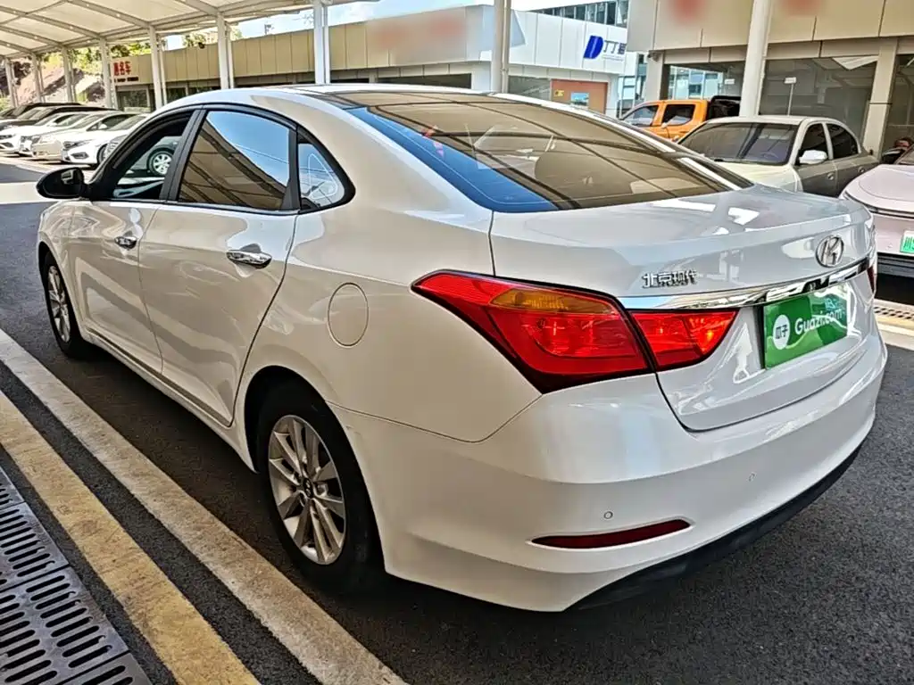 Hyundai Mistra 2015 — фото 5