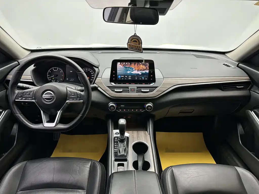 Nissan Teana 2022 — фото 13