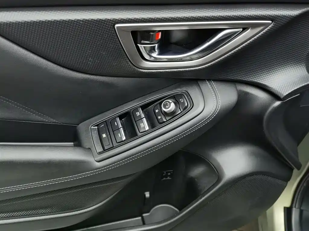 Subaru Forester 2019 — фото 9
