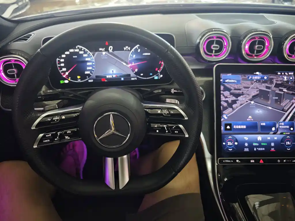 Mercedes-Benz C-Class 2023 — фото 11