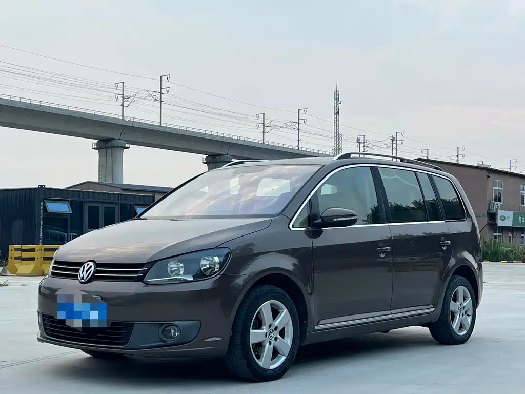 Volkswagen Touran 2012
