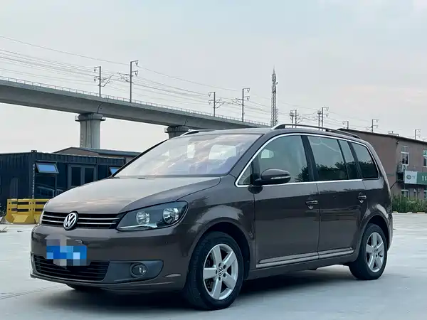 Volkswagen Touran 2012
