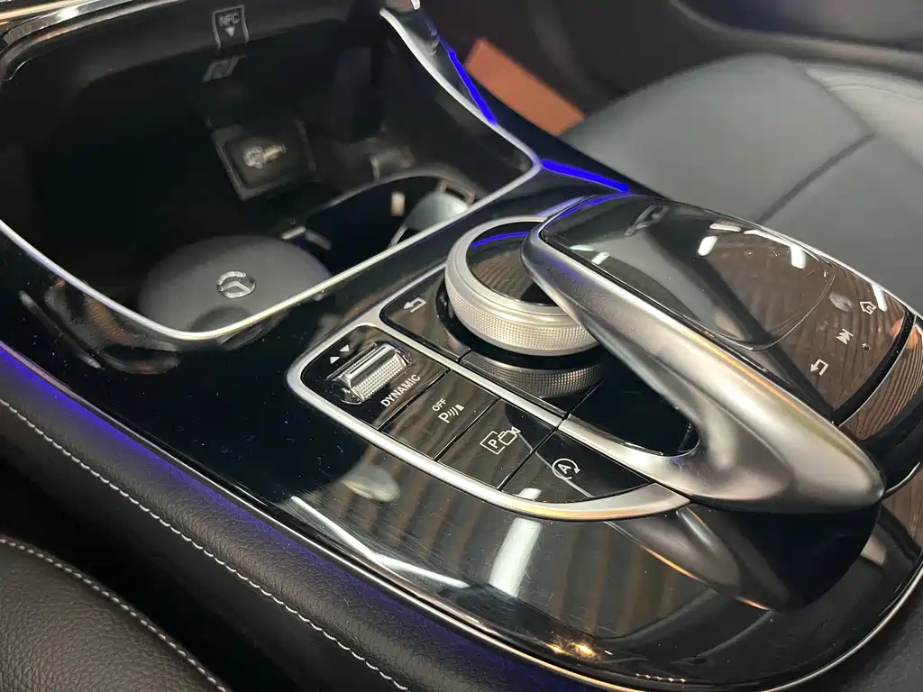 Mercedes-Benz E-Class 2017 — фото 9
