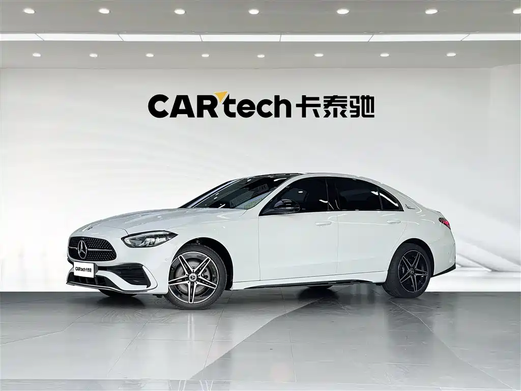 Mercedes-Benz C-Class 2025 — фото 1