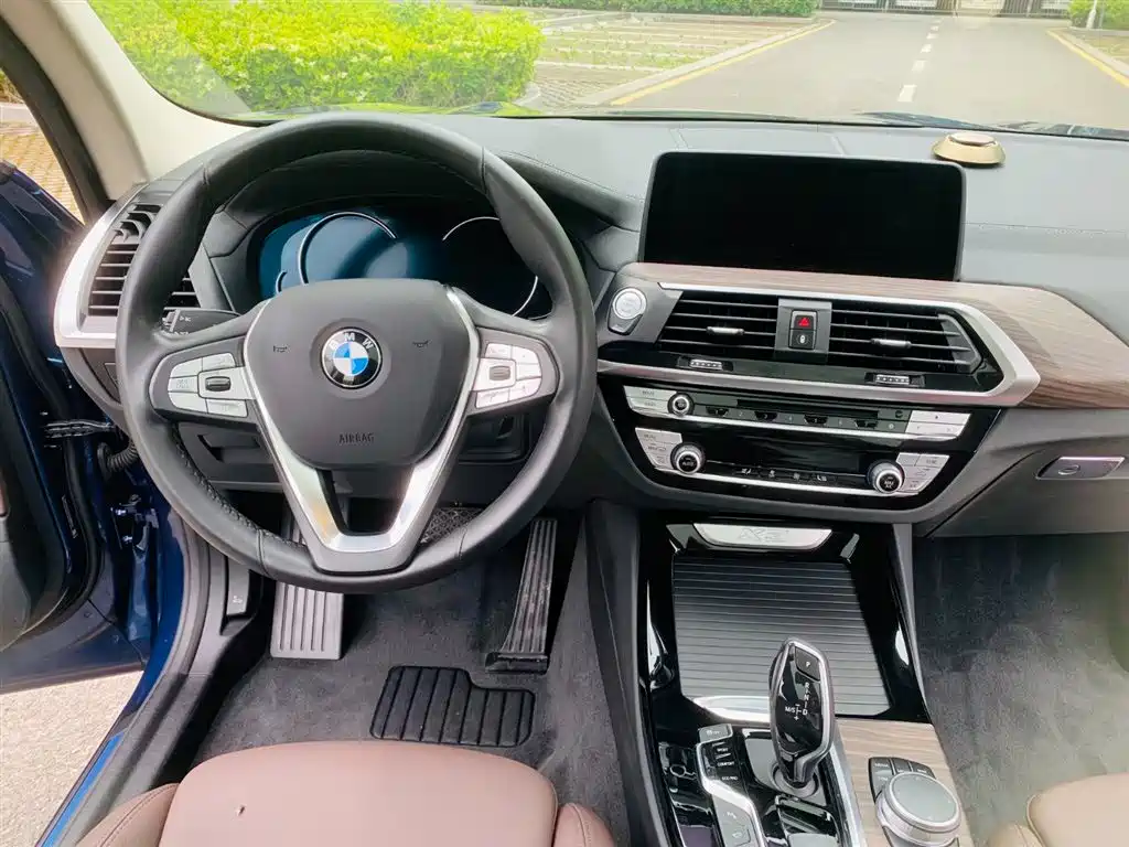 BMW X3 2019 — фото 14
