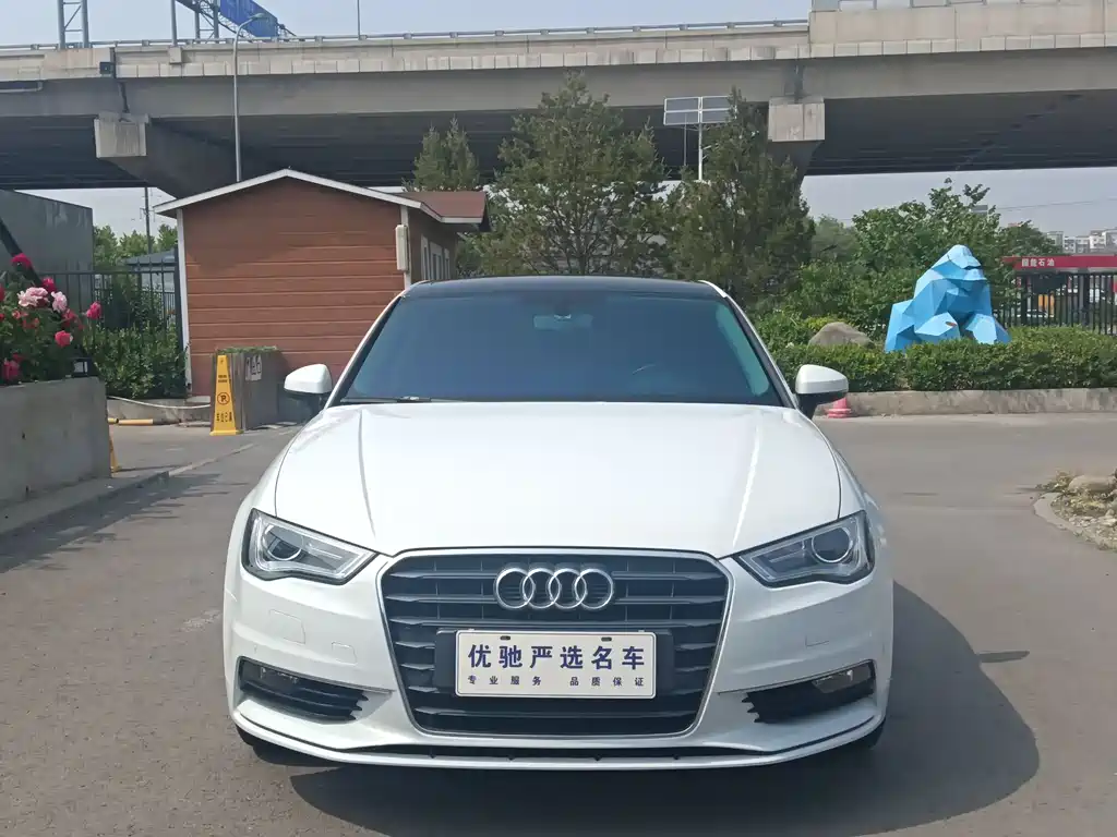 Audi A3 2017 — фото 2