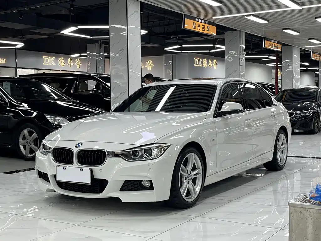BMW 3 Series 2015 — фото 1