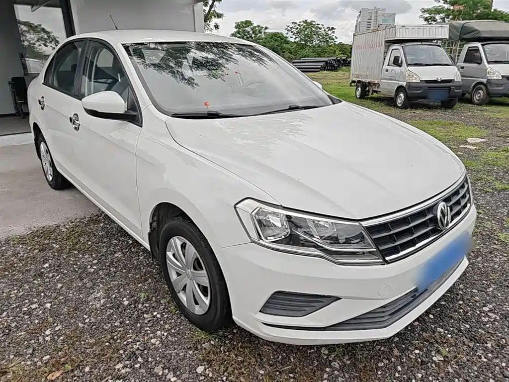 Volkswagen Jetta 2017 — фото 4
