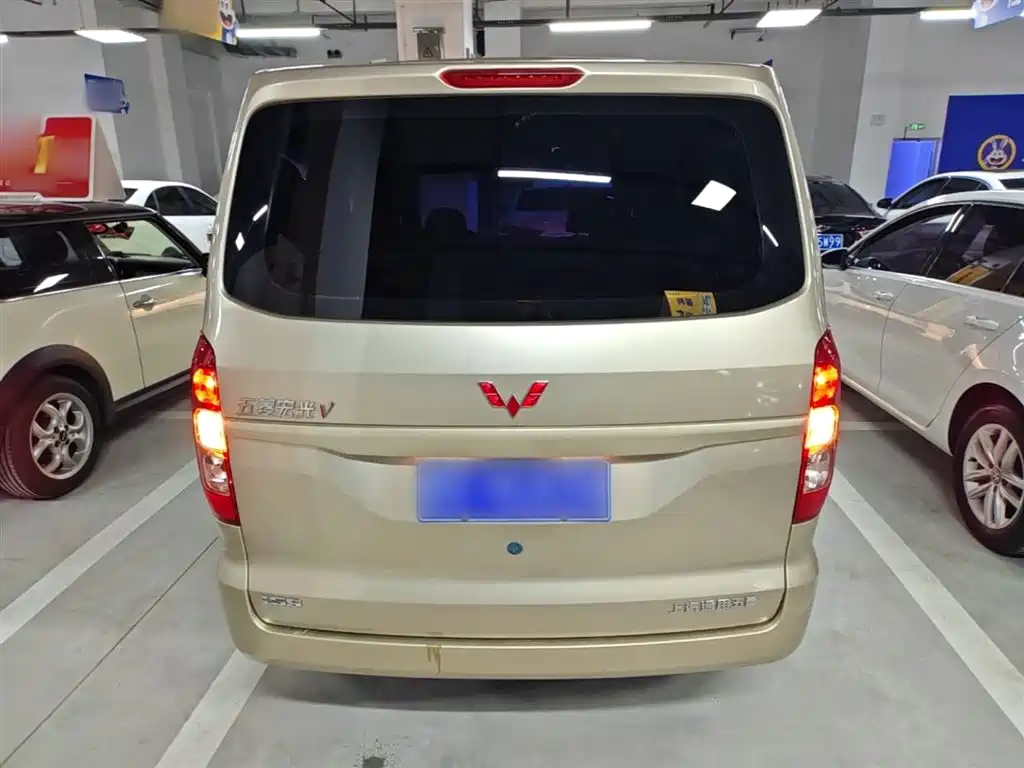 Wuling Hongguang V 2024 — фото 6