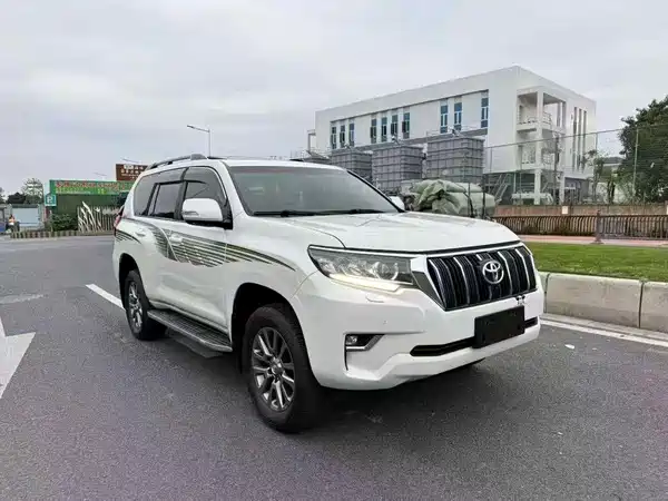Toyota Prado 2018