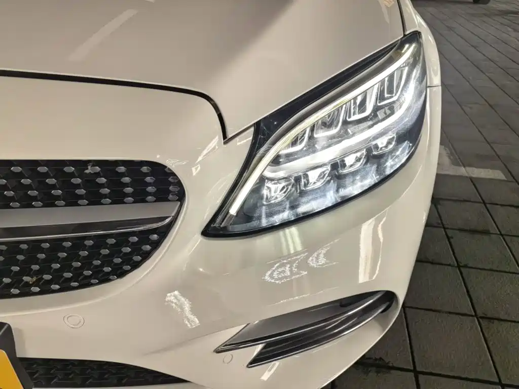 Mercedes-Benz C-Class 2019 — фото 24