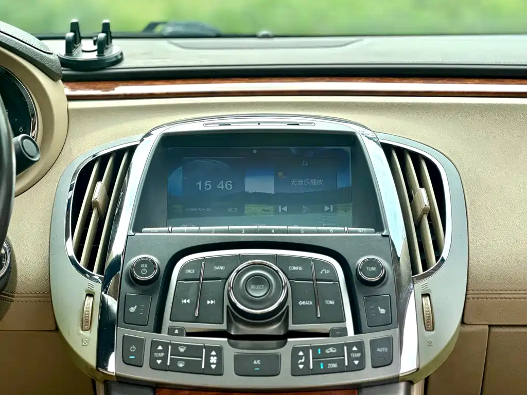 Buick LaCrosse 2013 — фото 44