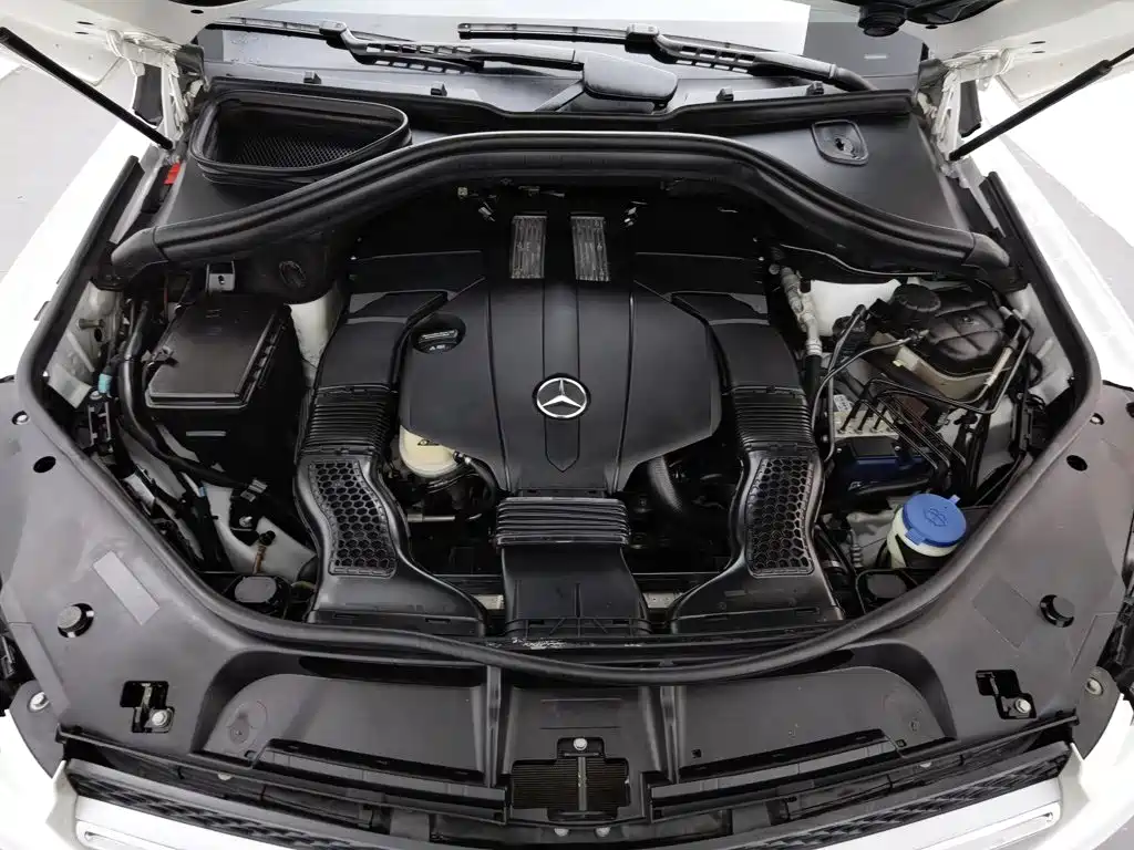 Mercedes-Benz GLE 2016