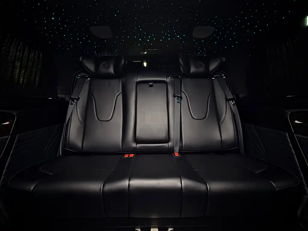 Mercedes-Benz V-Class 2020 — фото 9