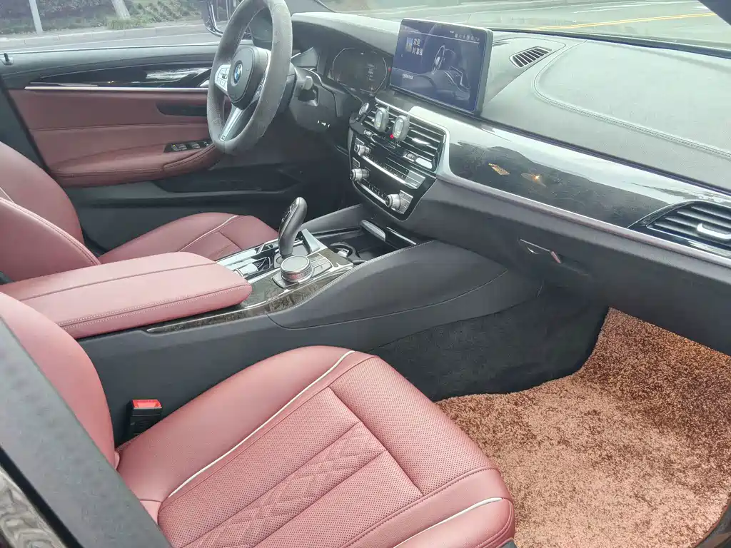 BMW 5 Series 2023