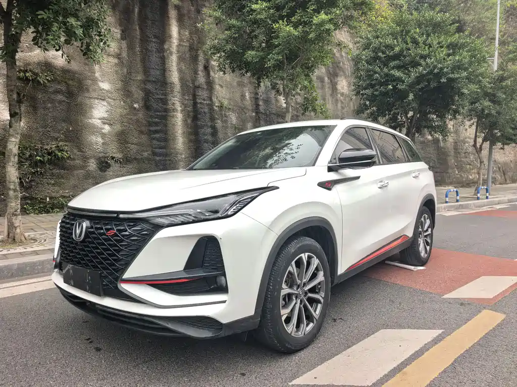 Changan CS75 PLUS 2020 — фото 1