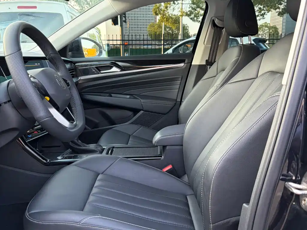 Volkswagen Passat 2022