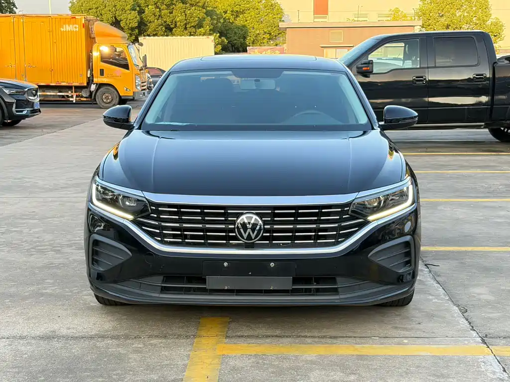 Volkswagen Passat 2022
