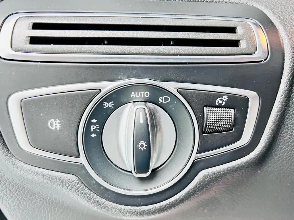 Mercedes-Benz GLC 2022 — фото 12