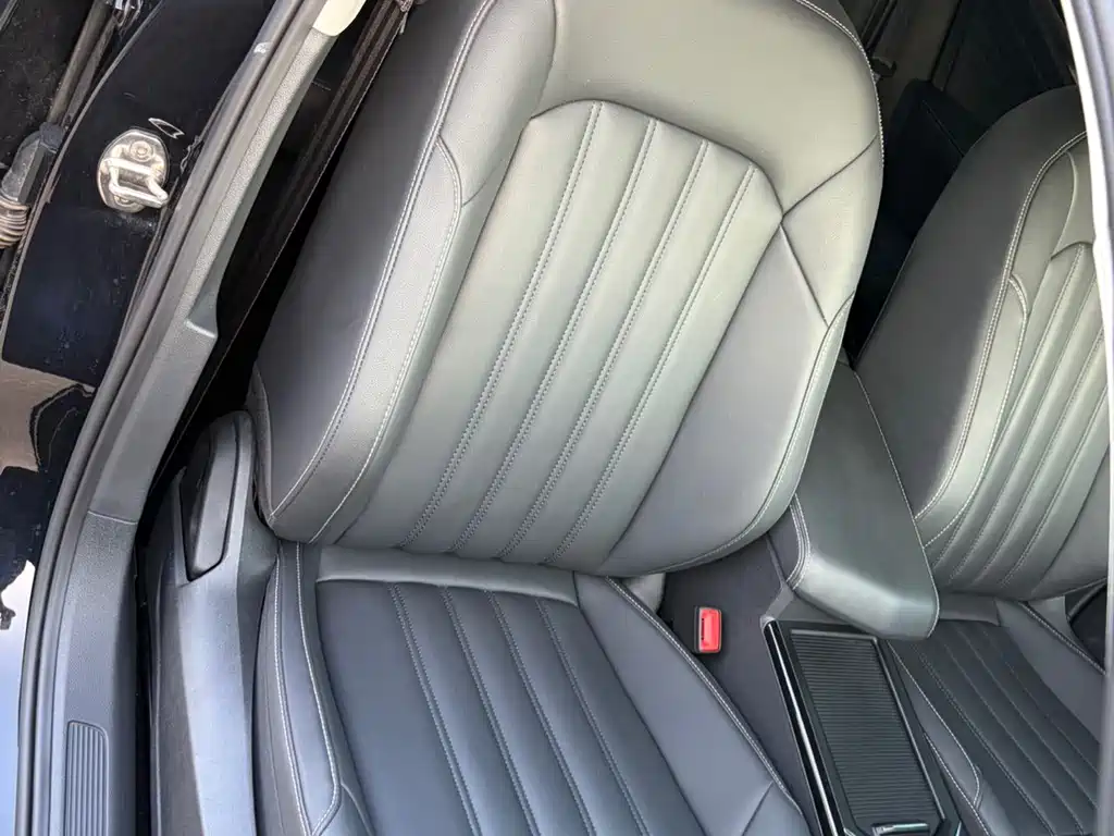 Volkswagen Passat 2022 — фото 10