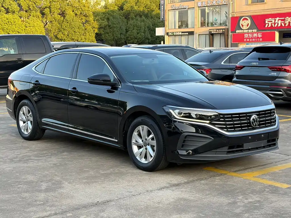 Volkswagen Passat 2022