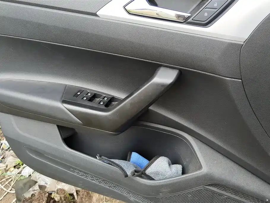 Volkswagen Polo 2021