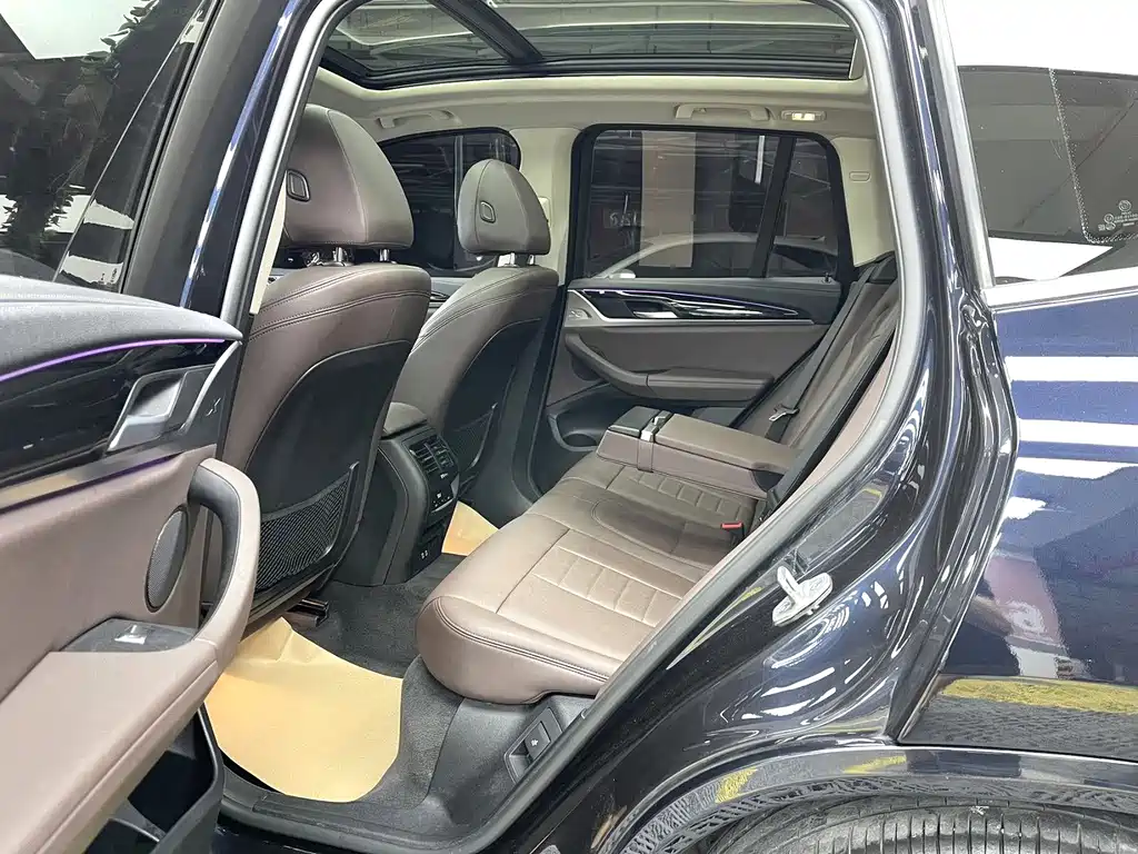 BMW X3 2021