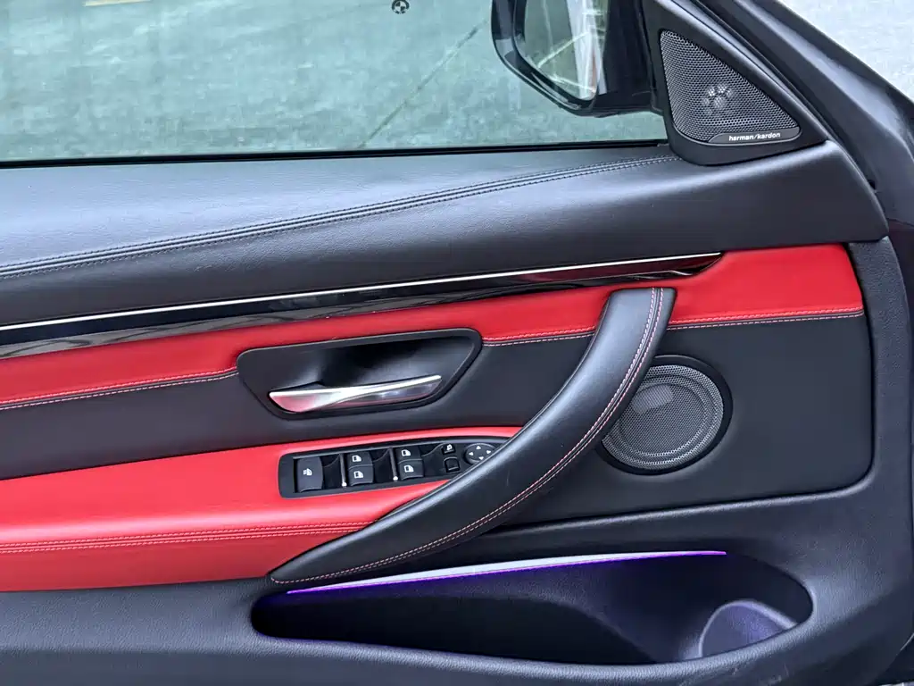 BMW M4 2019 — фото 12