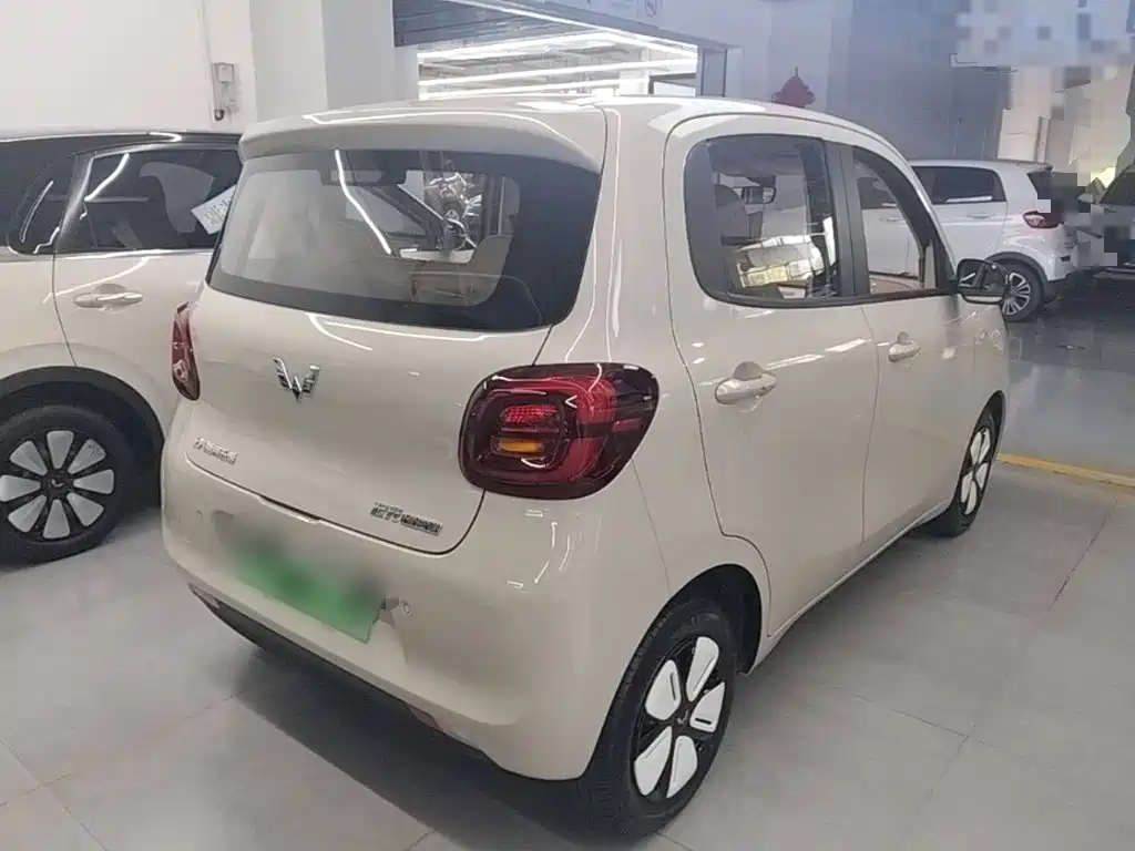 Wuling Hongguang MINIEV 2025