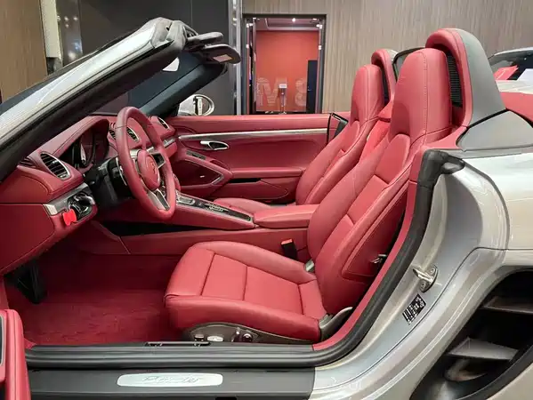 Porsche 718 2025