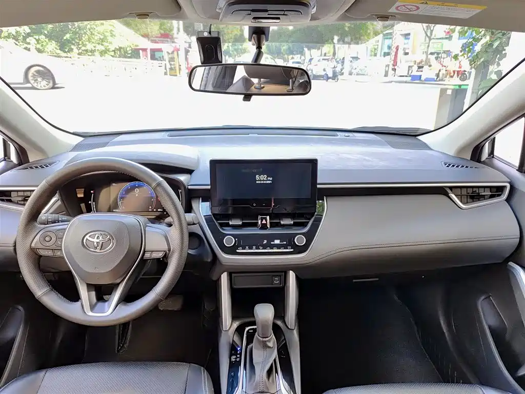 Toyota Wildlander 2023 — фото 10