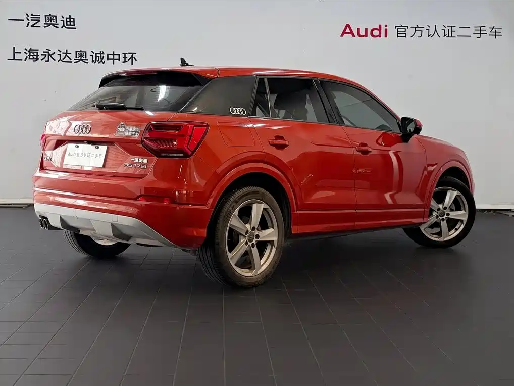 Audi Q2L 2021 — фото 5
