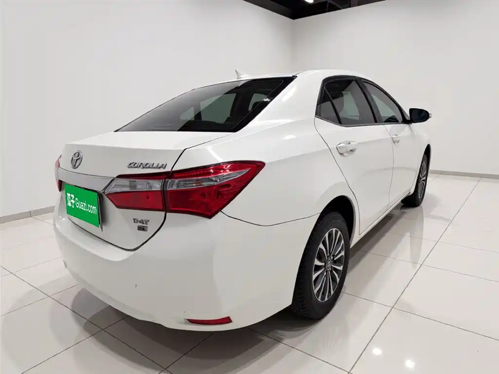 Toyota Corolla 2019 — фото 18