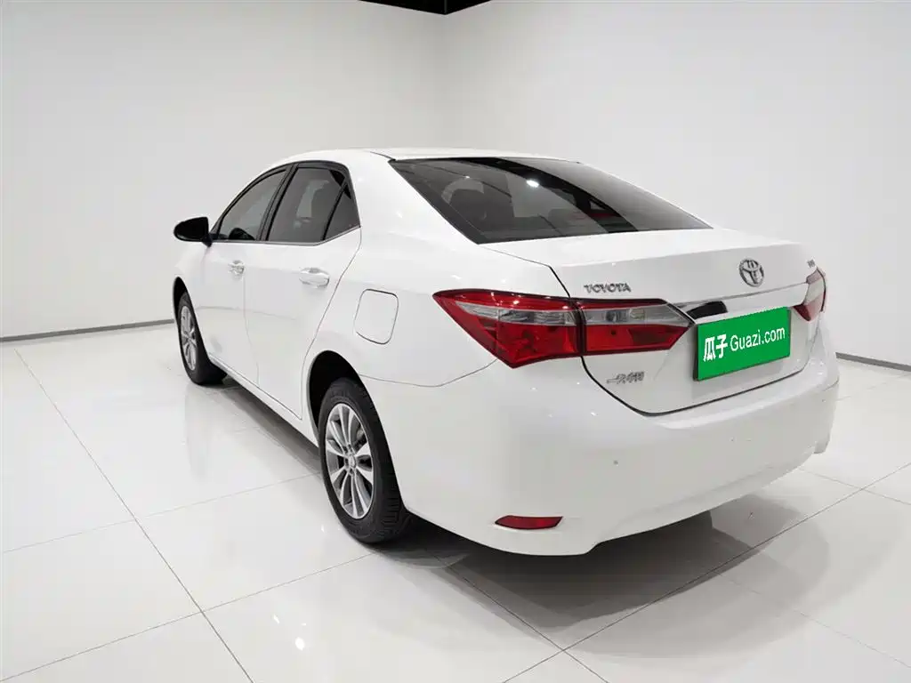 Toyota Corolla 2019 — фото 16