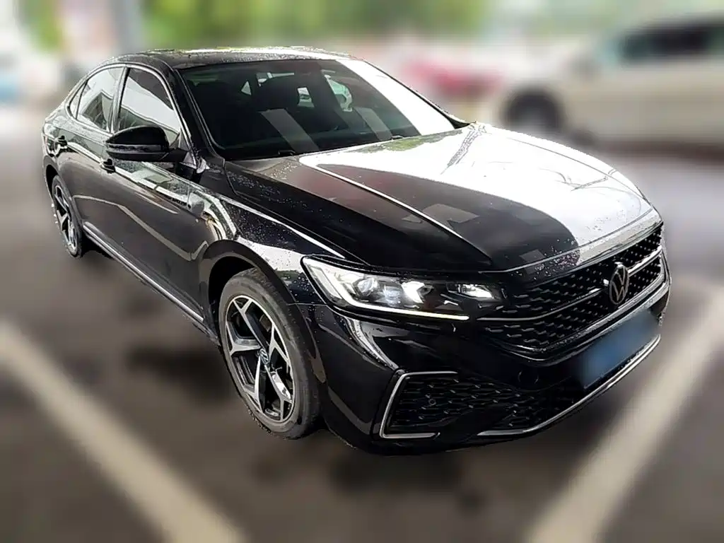 Volkswagen Passat 2024