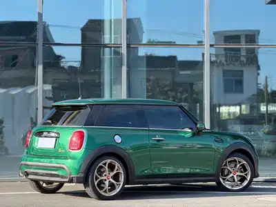 MINI MINI 2022