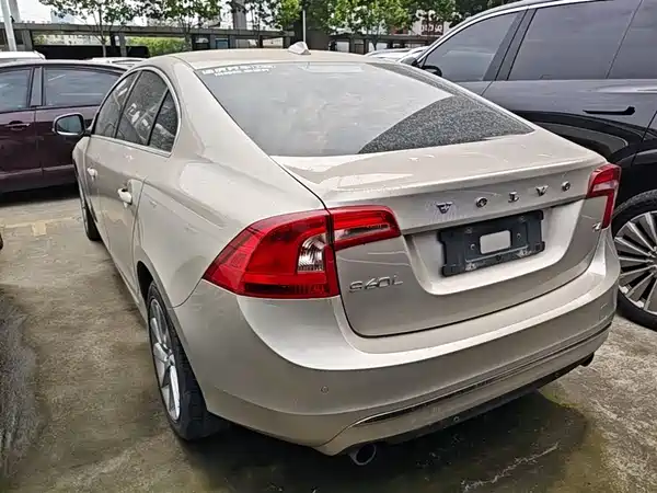 Volvo S60 2018