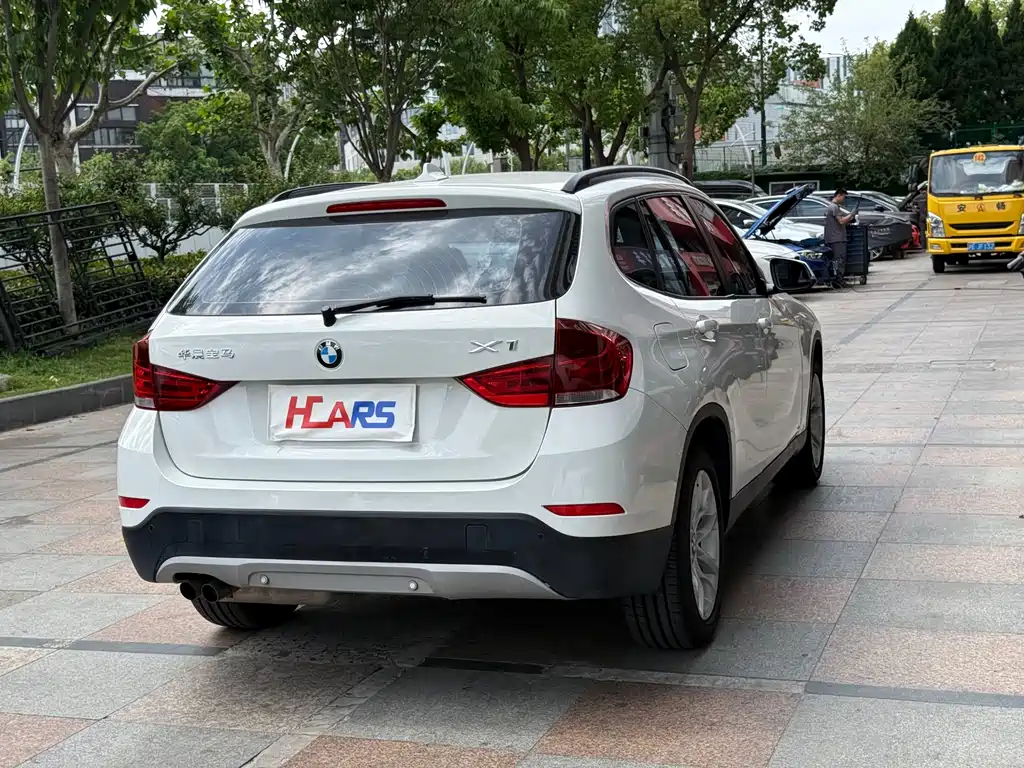 BMW X1 2014 — фото 22