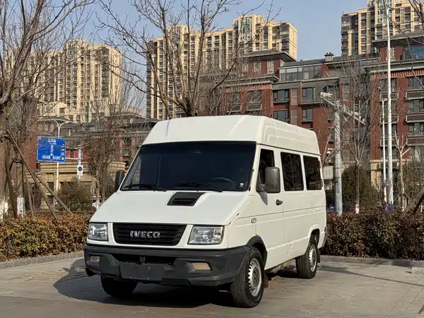 Iveco Proud 2020