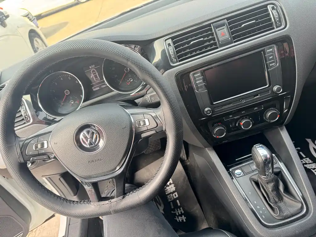 Volkswagen Sagitar 2019 — фото 12