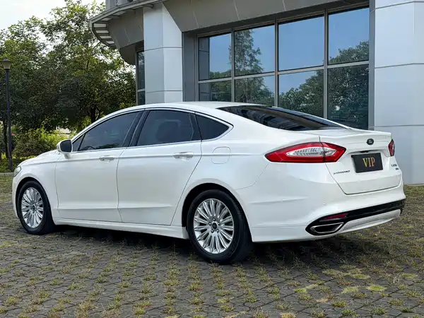 Ford Mondeo 2013