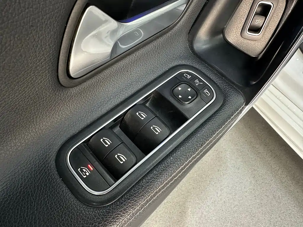 Mercedes-Benz A-Class 2020 — фото 5