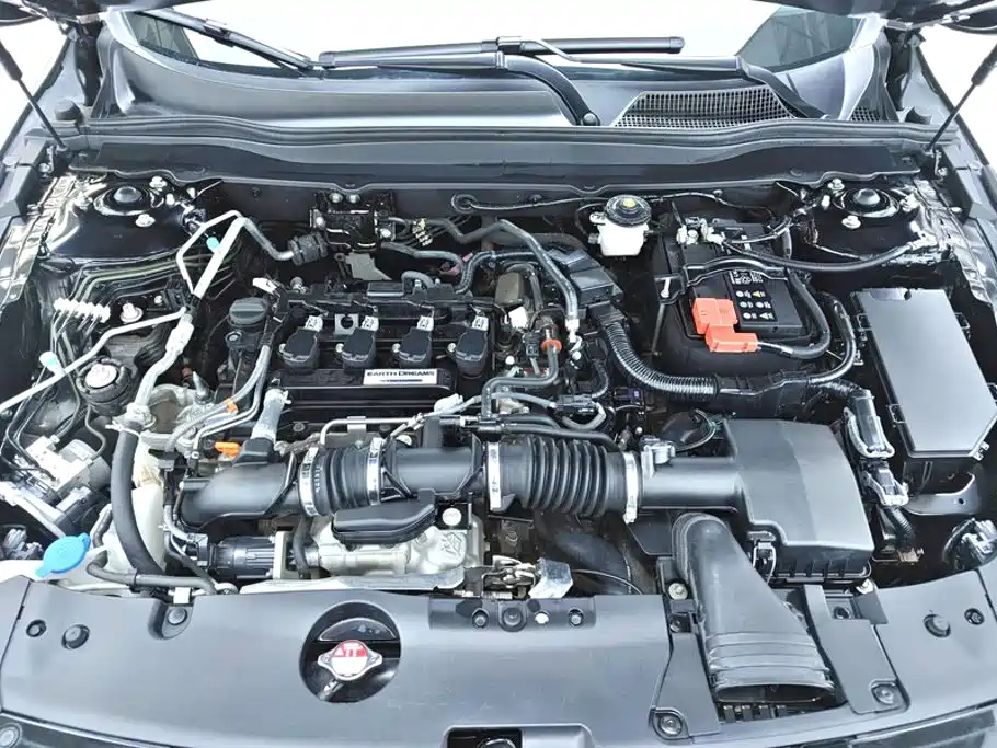 Honda Accord 2021 — фото 10
