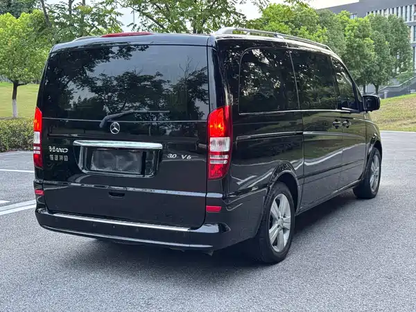 Mercedes-Benz Viano 2015