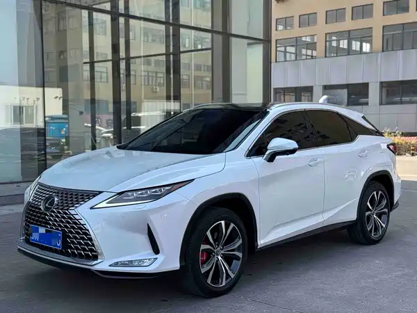 Lexus RX 2021